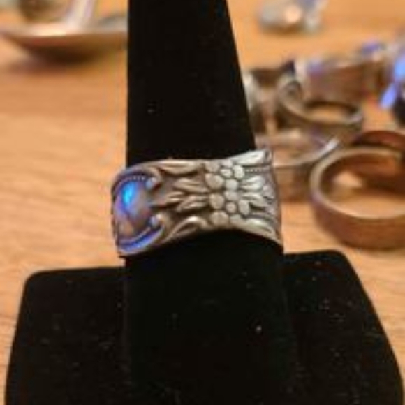 Boho Vintage Flatware Thumb Ring Size 9 - Picture 5 of 6
